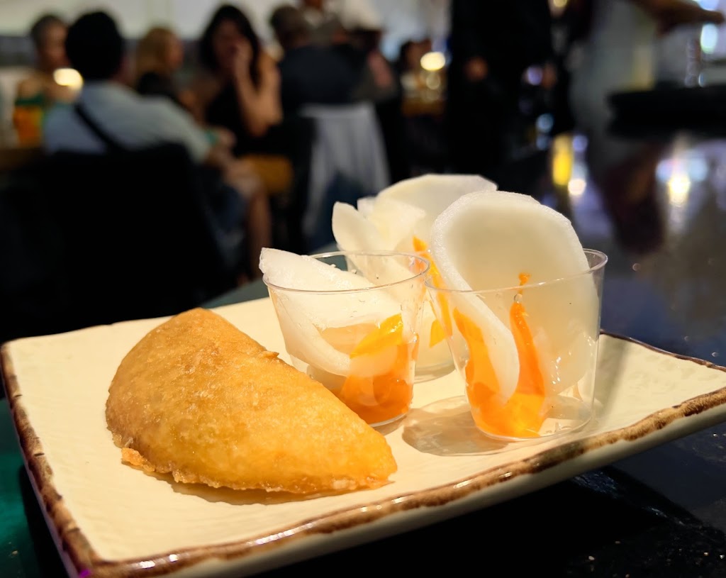 Locura 305 - Peruvian Cuisine | restaurant | 7122 Collins Ave, Miami Beach, FL 33141, USA | 7867957682 OR +1 786-795-7682