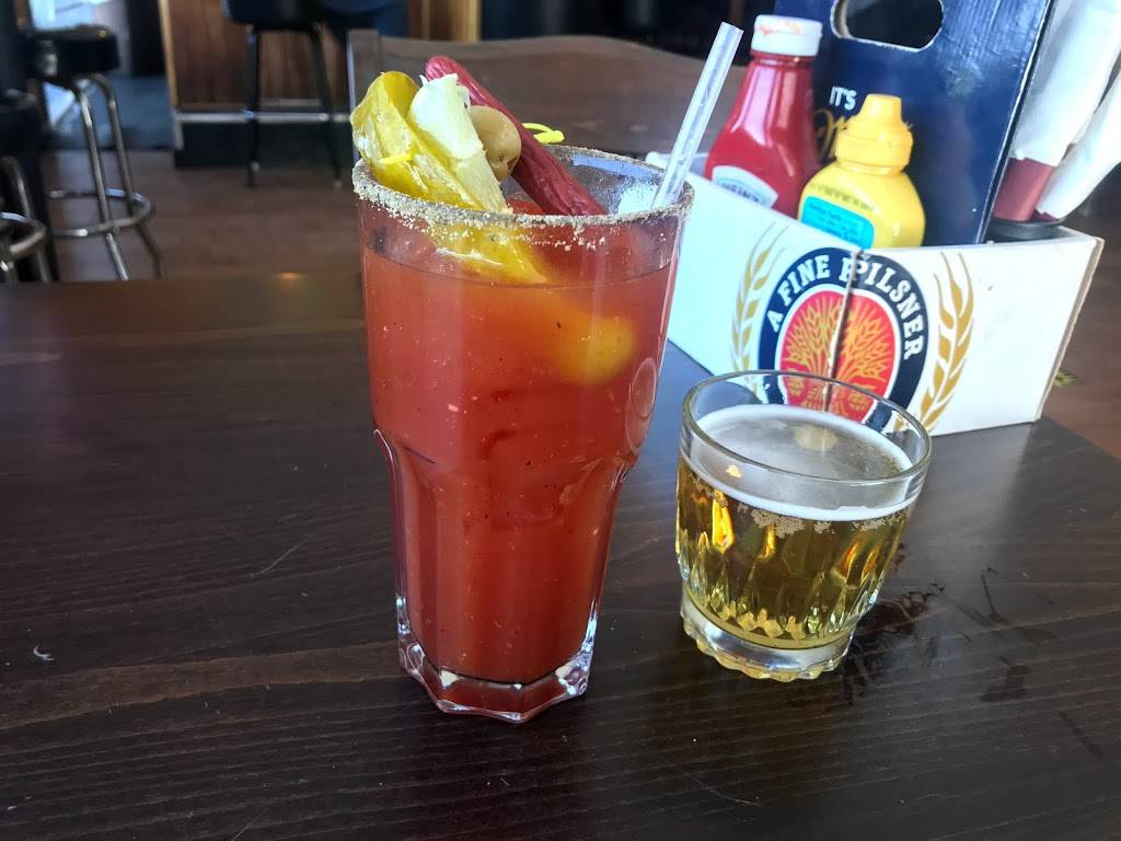 JJs Outpost Bar And Grill | restaurant | 1098 Co Rd C, New Richmond, WI 54017, USA | 7152465335 OR +1 715-246-5335