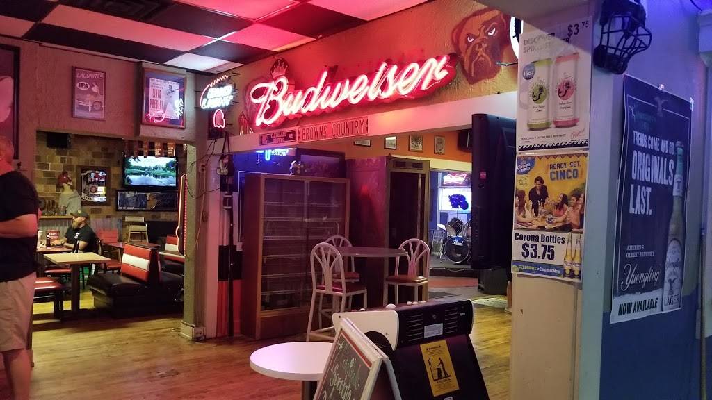 Carmichaels Pub | restaurant | 3011 Wayne Ave, Dayton, OH 45420, USA | 9372586058 OR +1 937-258-6058