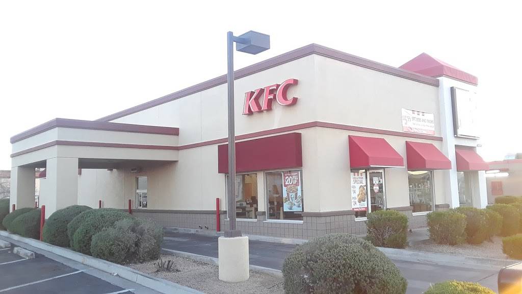 KFC | restaurant | 4338 W Glendale Ave, Glendale, AZ 85301, USA | 6239312922 OR +1 623-931-2922