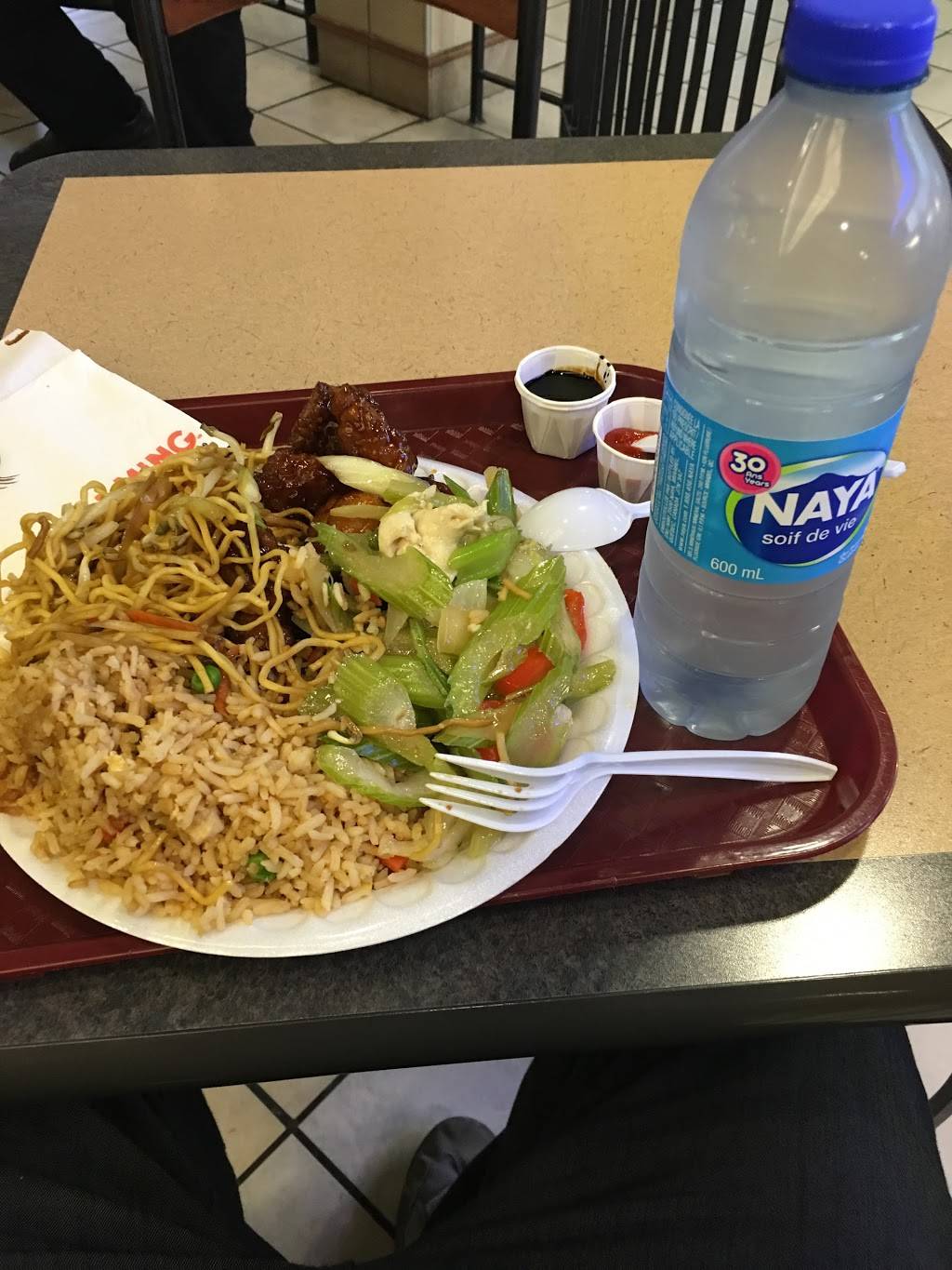 Tiki-Ming | restaurant | Galeries de Granby, 40 Rue Évangéline #6, Granby, QC J2G 8K1, Canada | 4503728051 OR +1 450-372-8051