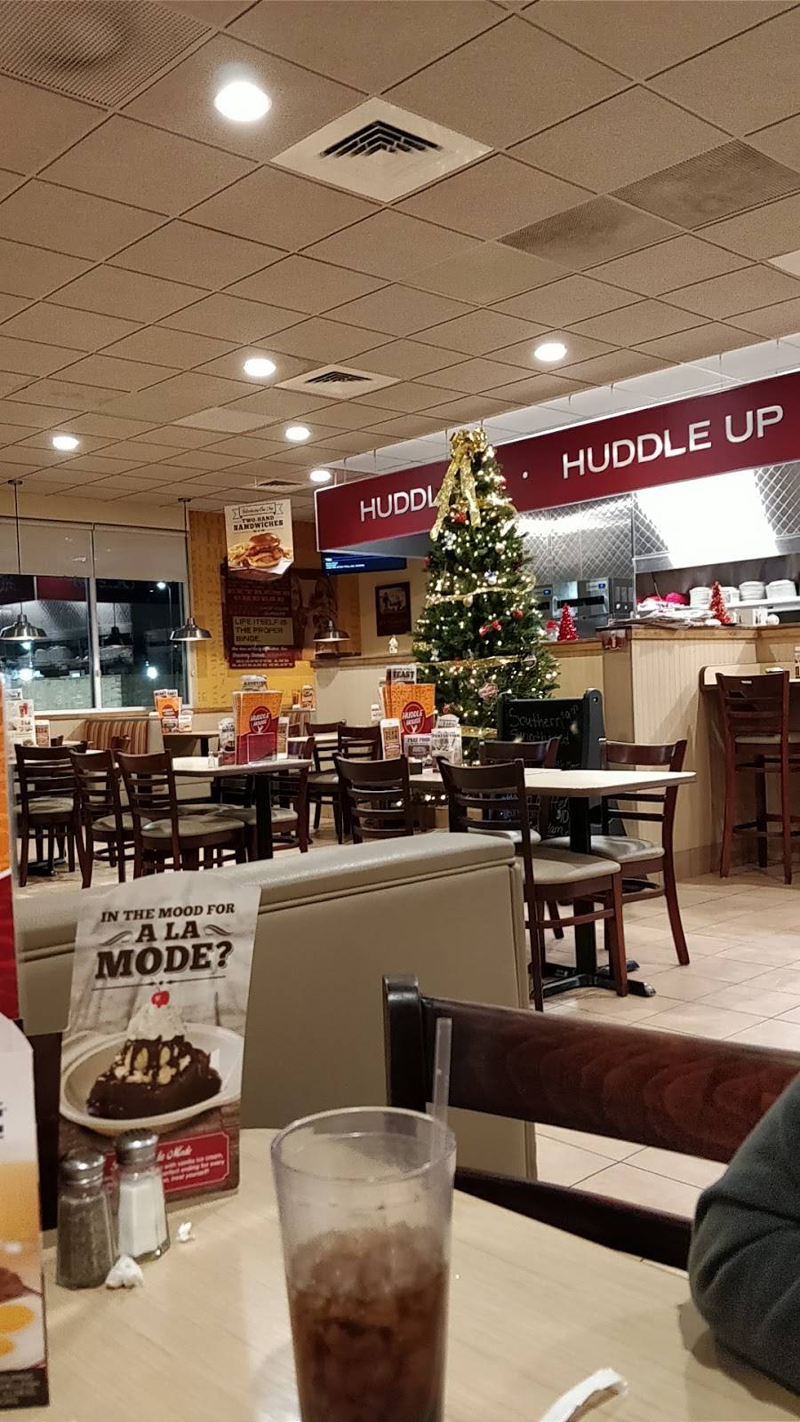 Huddle House | meal takeaway | 11 Corvette Dr, Litchfield, IL 62056, USA | 2173242212 OR +1 217-324-2212