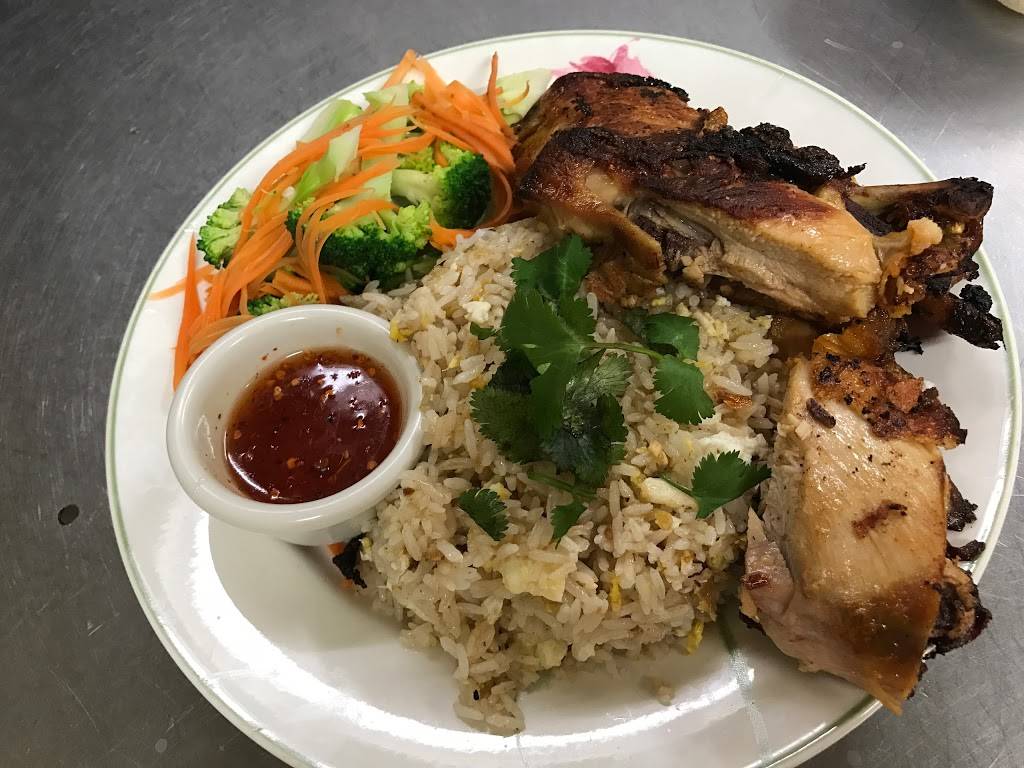 Bann Thai | restaurant | 3811 W 13th St N, Wichita, KS 67212, USA | 3166652402 OR +1 316-665-2402