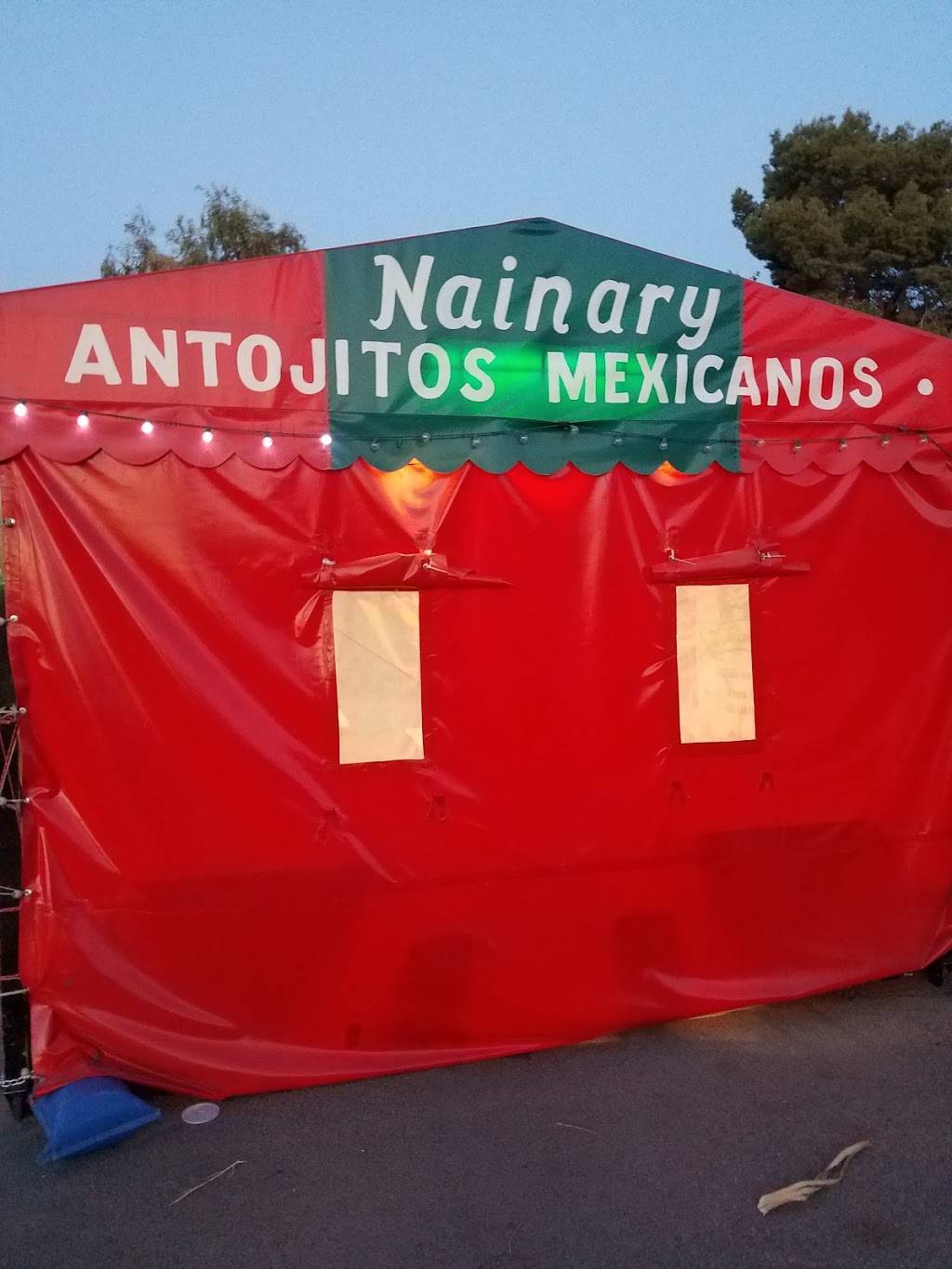 Nainary Antojitos Mexicanos | restaurant | 2223 W Broadway Rd, Mesa, AZ 85202, USA | 4806008865 OR +1 480-600-8865