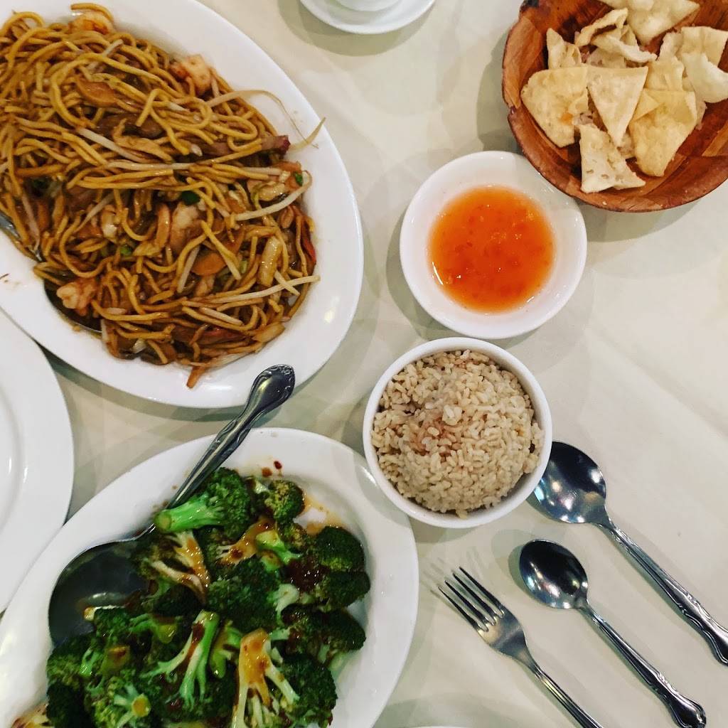 J J Chans Garden | restaurant | 7521 31st Ave, East Elmhurst, NY 11370, USA | 7188986686 OR +1 718-898-6686