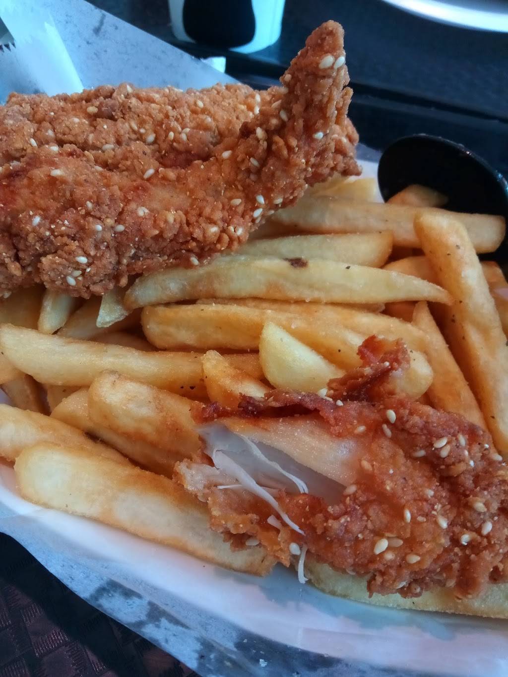 Stage Deli | restaurant | 2800 W Big Beaver Rd, Troy, MI 48084, USA | 2486376622 OR +1 248-637-6622