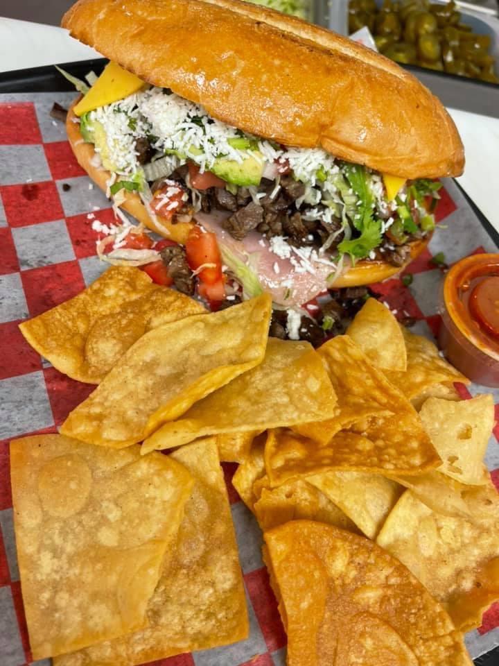 El Taco Spot | restaurant | 410 Flag Lake Dr Suite D, Lake Jackson, TX 77566, USA | 9792669209 OR +1 979-266-9209