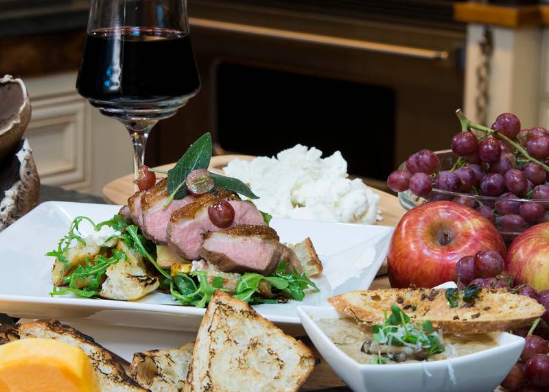 Rustic Kitchen | restaurant | 94 Derby St #4220, Hingham, MA 02043, USA | 7817492700 OR +1 781-749-2700