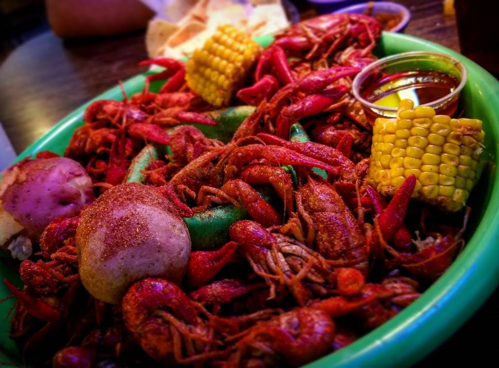 La Fuentes Mexican Restaurant | restaurant | 3300 7th St, Bay City, TX 77414, USA | 9793231222 OR +1 979-323-1222