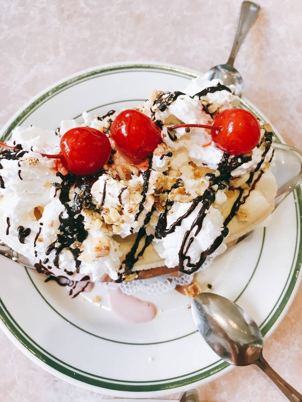 Palo Alto Creamery | restaurant | 566 Emerson St, Palo Alto, CA 94301, USA | 6503233131 OR +1 650-323-3131