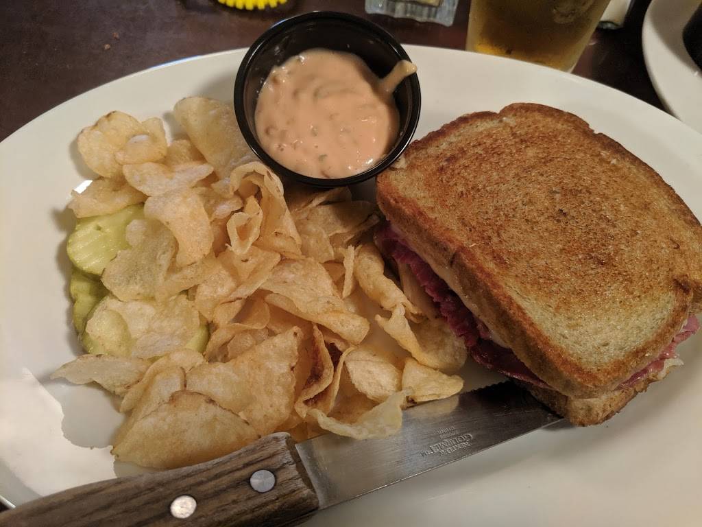 Mc Keansburg Hotel | restaurant | 1776 Chestnut St, New Ringgold, PA 17960, USA | 5709432898 OR +1 570-943-2898