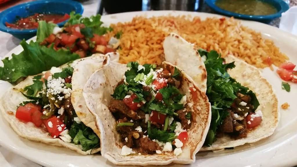 Chuys | restaurant | 6688 S Semoran Blvd, Orlando, FL 32822, USA | 4077571024 OR +1 407-757-1024