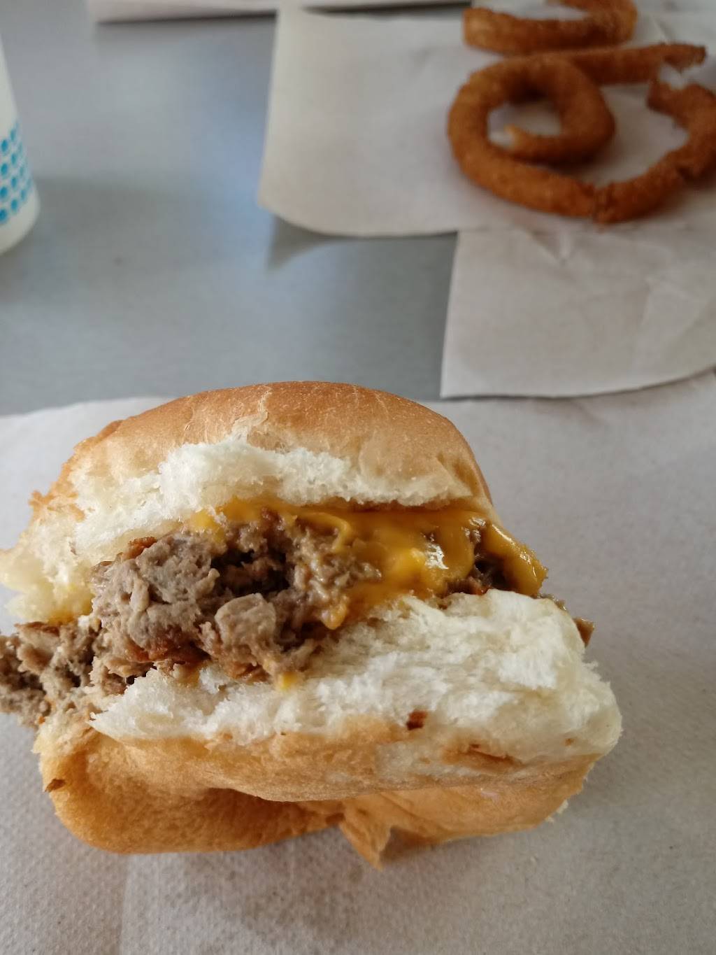 White Castle | restaurant | 2140 S Wabash Ave, Chicago, IL 60616, USA | 3129490717 OR +1 312-949-0717