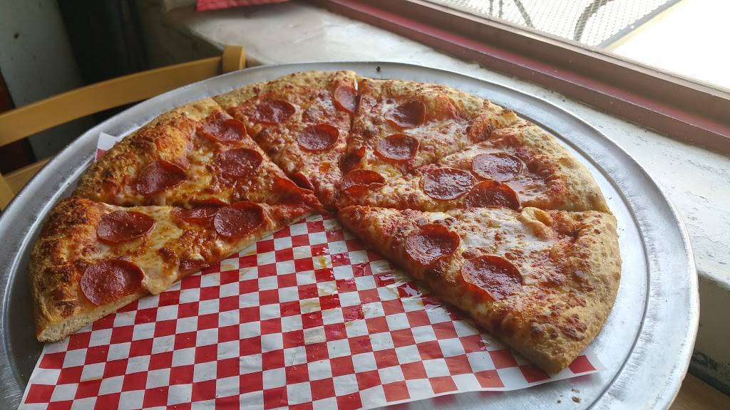 Beach Pizza | restaurant | 3301 Highland Ave, Manhattan Beach, CA 90266, USA | 3105465401 OR +1 310-546-5401