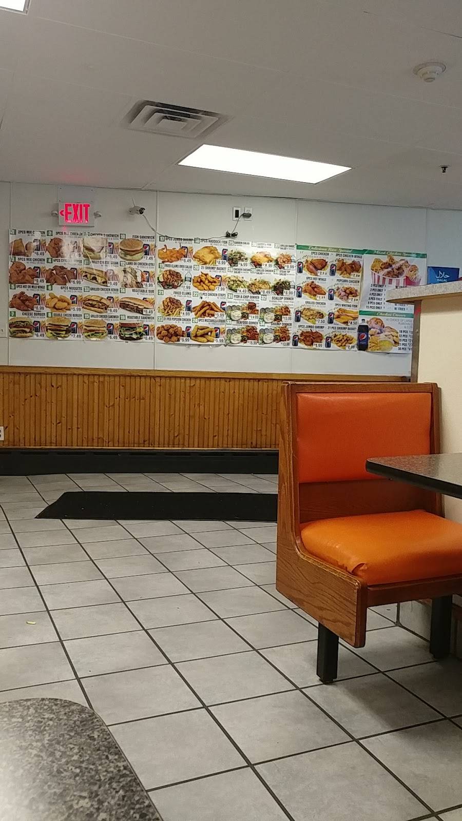 Crown Fried Chicken | restaurant | 12 Lebanon St, Malden, MA 02148, USA | 7816051180 OR +1 781-605-1180