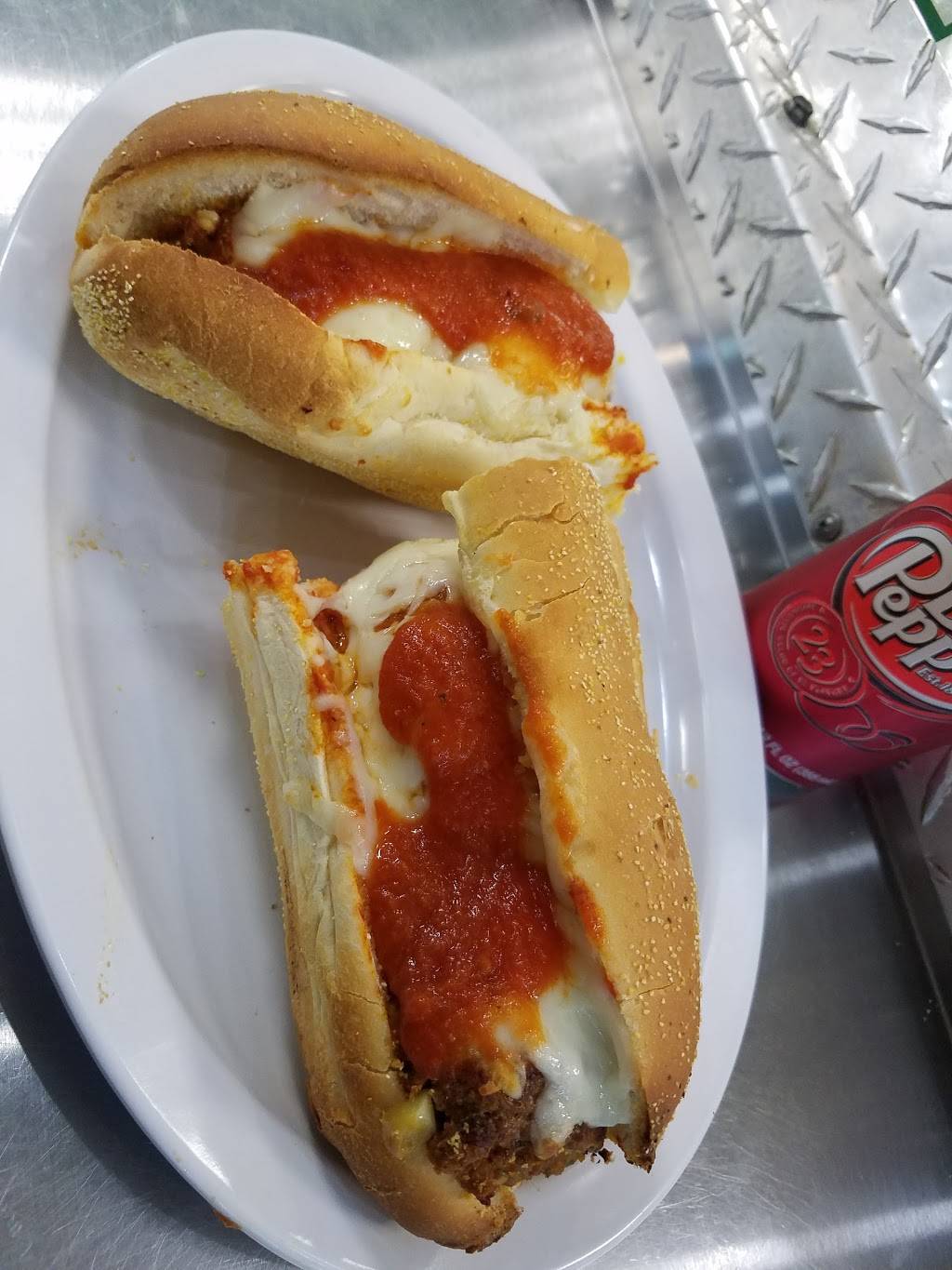 Romeos Pizza | meal delivery | 6917 Okeechobee Blvd, West Palm Beach, FL 33411, USA | 5617129310 OR +1 561-712-9310