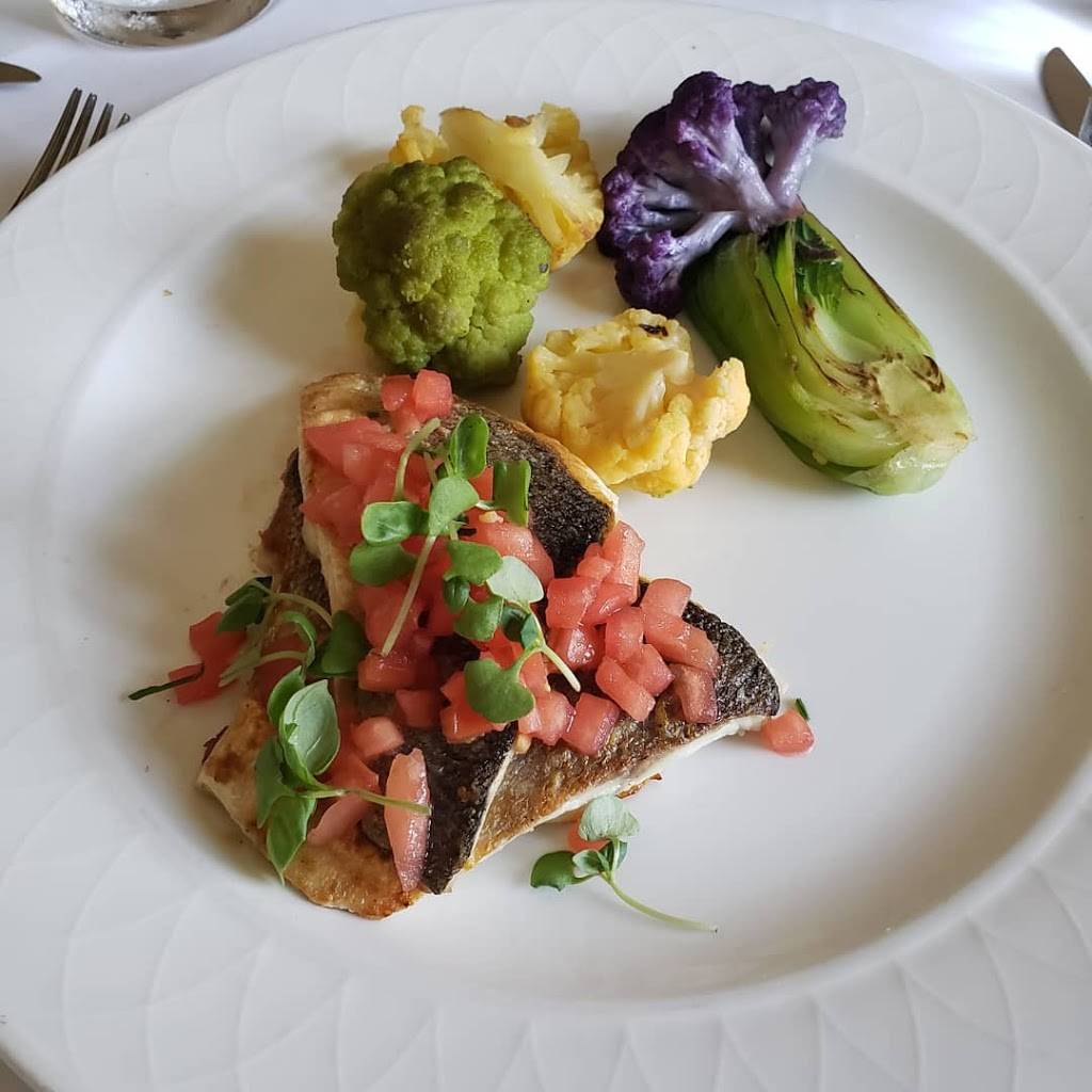 Giannis At The Former Versace Mansion | restaurant | 1116 Ocean Dr, Miami Beach, FL 33139, USA | 7864852200 OR +1 786-485-2200