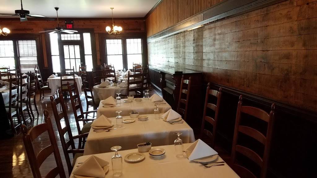 Glendale Springs Inn & Restaurant | restaurant | 7414 NC-16, Glendale Springs, NC 28629, USA | 3369823103 OR +1 336-982-3103