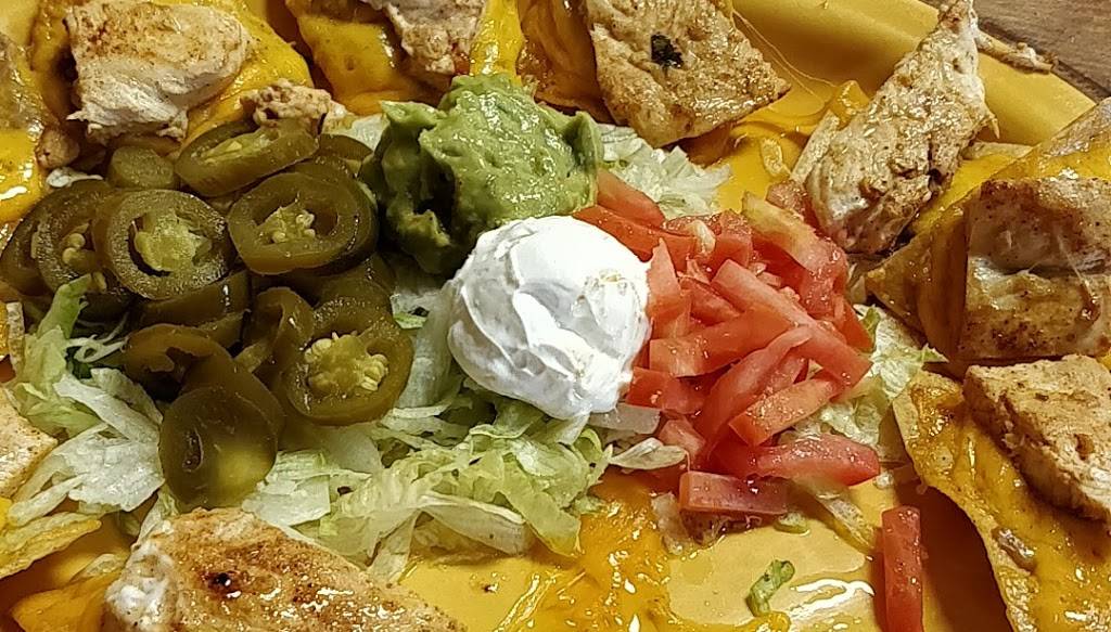 El Farolito | restaurant | 415 W Centerton Blvd, Centerton, AR 72719, USA | 4797951444 OR +1 479-795-1444
