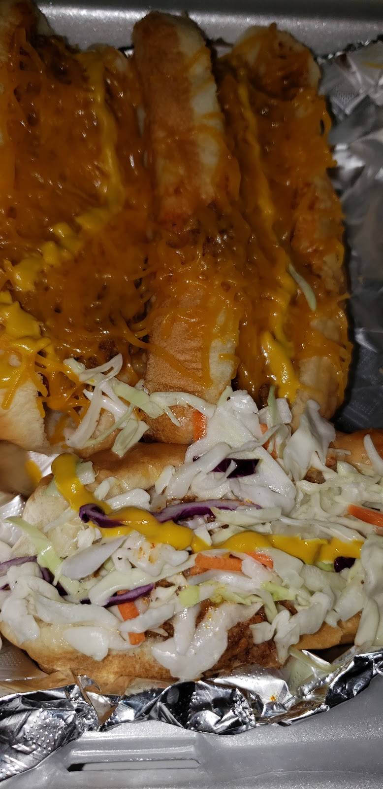 Jakes Coney Island | restaurant | 1826 E 2nd St, Edmond, OK 73034, USA | 4053408200 OR +1 405-340-8200