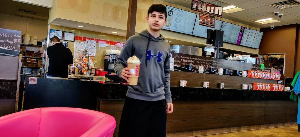 Dunkin | bakery | 2480 WI-138 Suite A, Stoughton, WI 53589, USA | 6082082003 OR +1 608-208-2003
