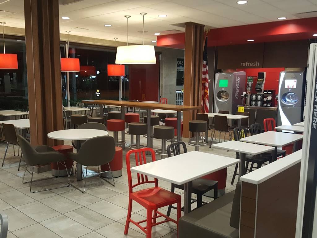 McDonalds | cafe | 5400 S Kirkman Rd, Orlando, FL 32819, USA | 4073521528 OR +1 407-352-1528