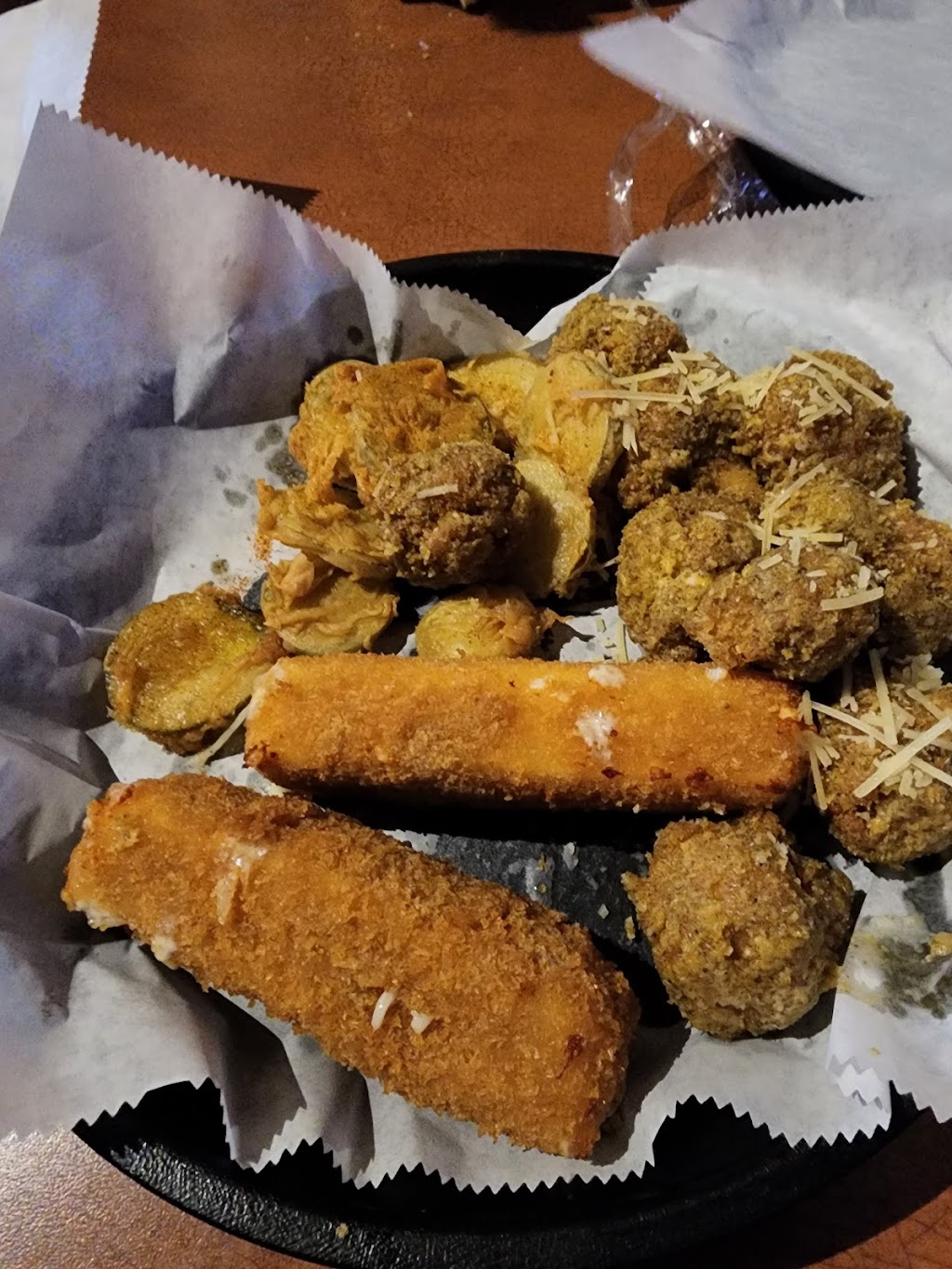 AJs Wings | restaurant | 107 W 2nd St, Portales, NM 88130, USA | 5752264010 OR +1 575-226-4010