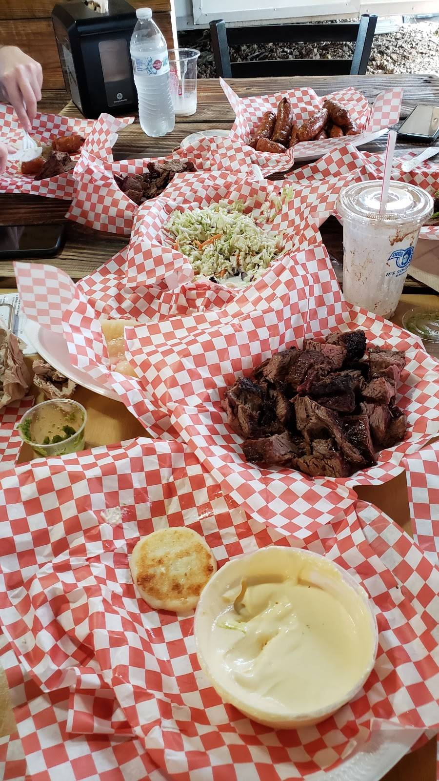 JH Carne en Vara a la Llanera | restaurant | 17721 SW 104th St, Miami, FL 33196, USA | 7862777807 OR +1 786-277-7807