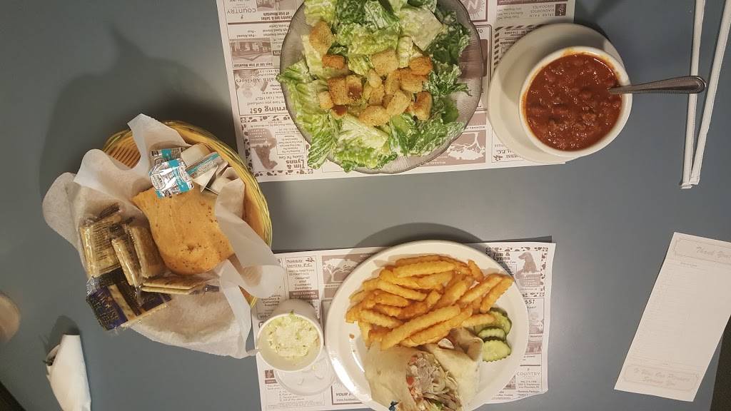 Holiday Kitchen | restaurant | 1605 S Stephenson Ave, Iron Mountain, MI 49801, USA | 9067763287 OR +1 906-776-3287