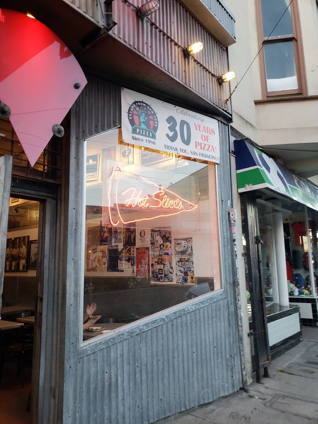 Escape From New York Pizza | meal delivery | 1737 Haight St, San Francisco, CA 94117, USA | 4156685577 OR +1 415-668-5577