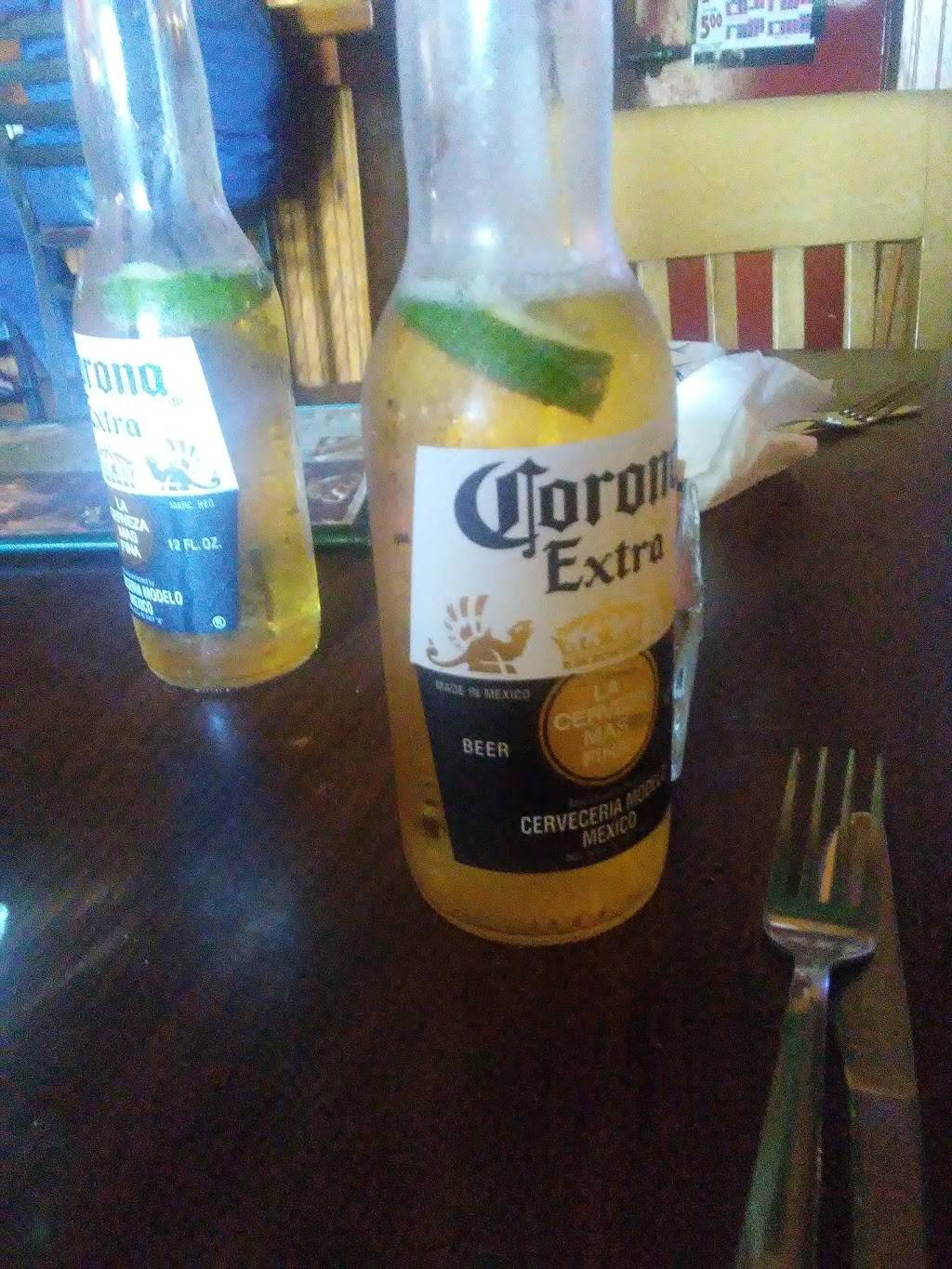 The Pine Room | restaurant | 1102 Perry St, St Charles, MO 63301, USA | 6367546237 OR +1 636-754-6237