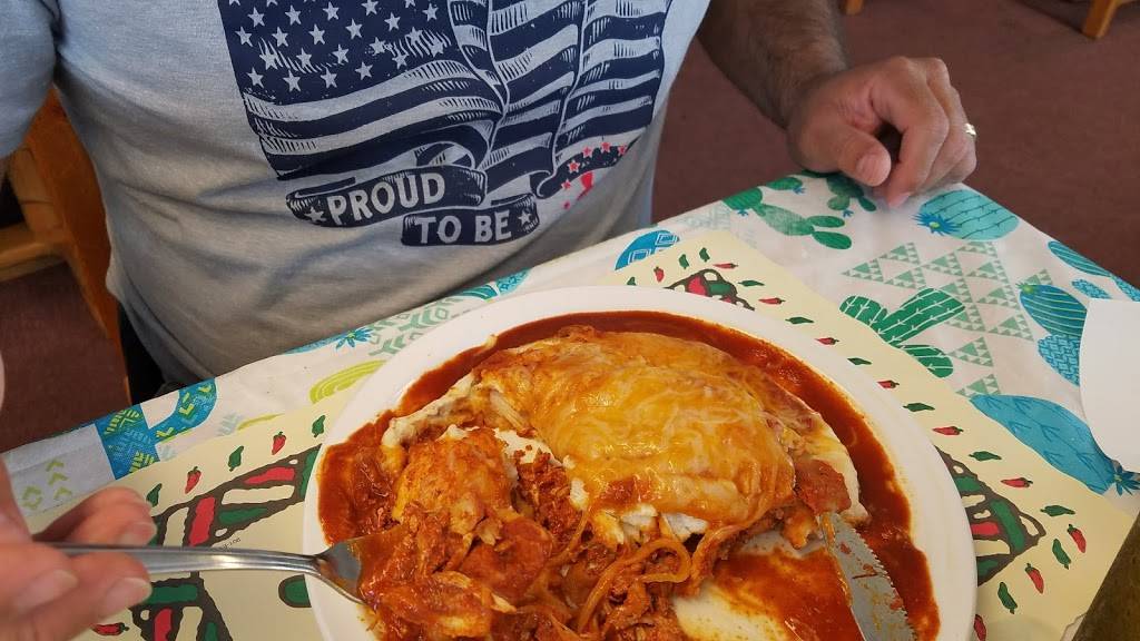 Montaños Family Restaurant | restaurant | 417 S Main St, Belen, NM 87002, USA | 5058643370 OR +1 505-864-3370