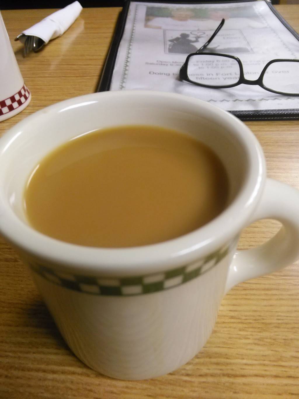 Grannies Diner | restaurant | 322 Denver Ave, Fort Lupton, CO 80621, USA | 3038579131 OR +1 303-857-9131