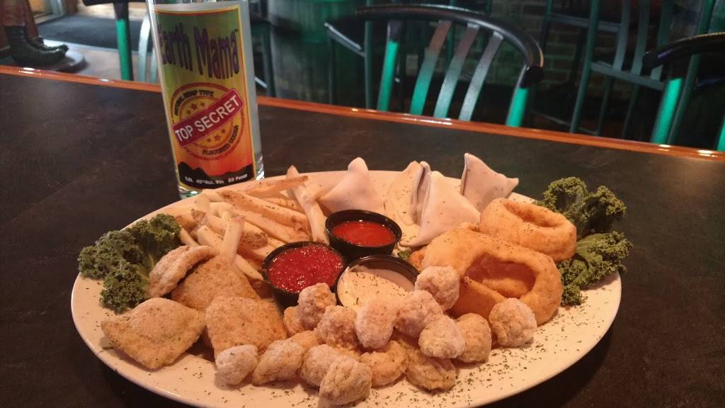 Scallywags Grub & Spirits | restaurant | 6558 Old Lake Shore Rd, Derby, NY 14047, USA | 7169474111 OR +1 716-947-4111