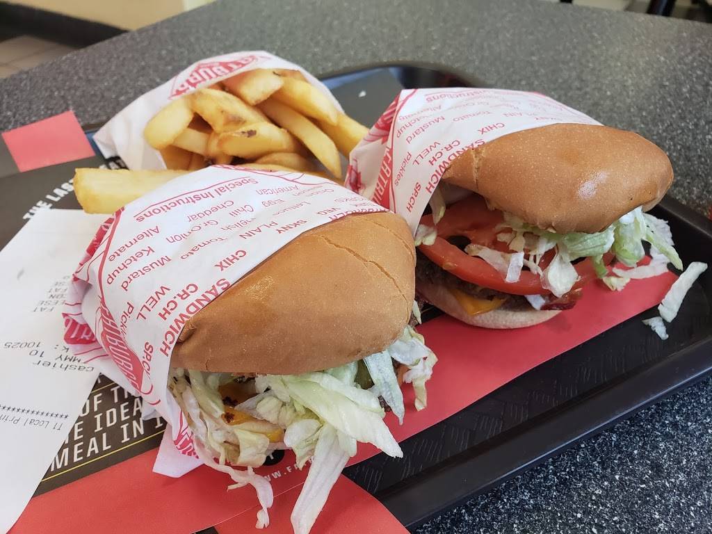 Fatburger | restaurant | 7984 La Palma Ave, Buena Park, CA 90620, USA | 7148288515 OR +1 714-828-8515
