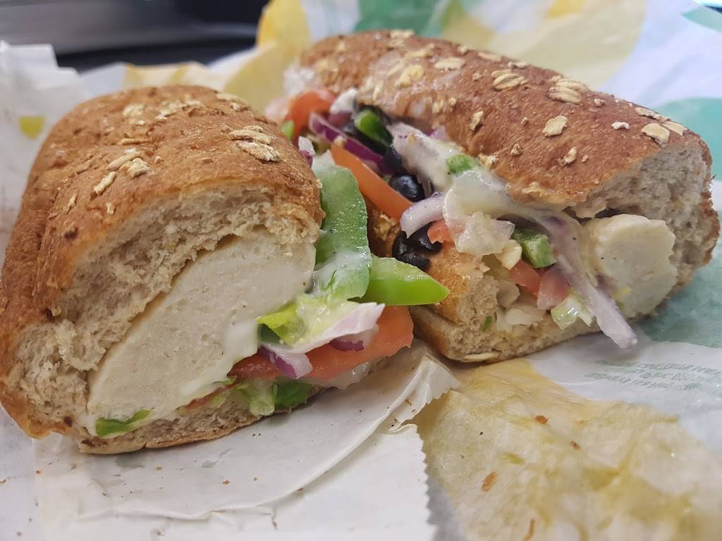 Subway | meal takeaway | 2629 Williams Blvd, Kenner, LA 70062, USA | 5044644498 OR +1 504-464-4498