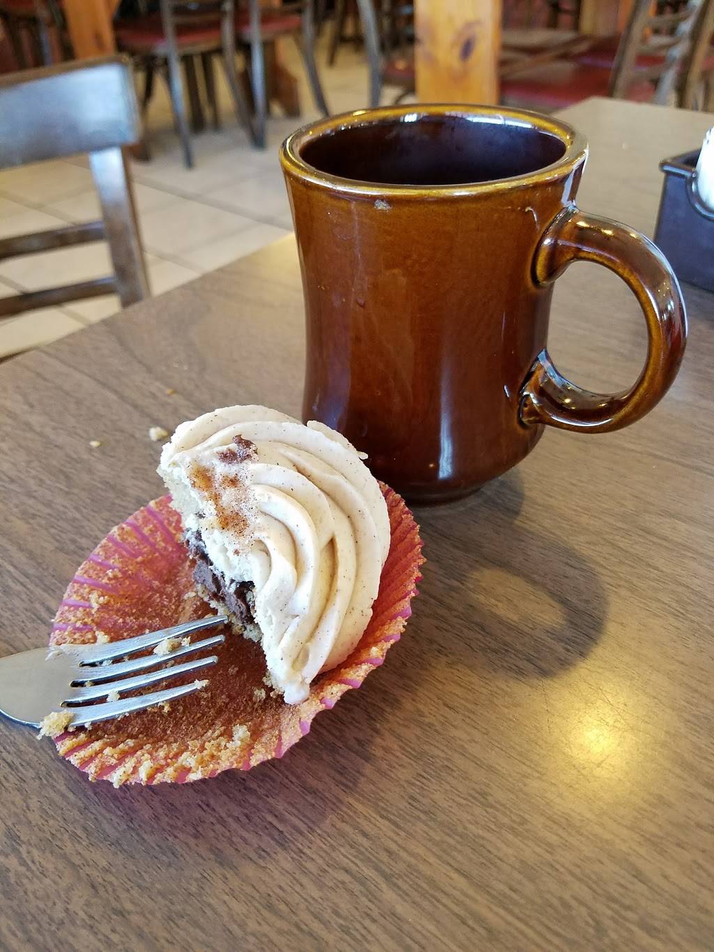 Marinas Mexican Restaurant & Bar - New Braunfels | restaurant | 598 Landa St, New Braunfels, TX 78130, USA | 8306250122 OR +1 830-625-0122