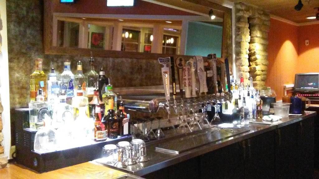 Chilis Grill & Bar | meal takeaway | 1599 New Garden Rd, Greensboro, NC 27410, USA | 3366321097 OR +1 336-632-1097