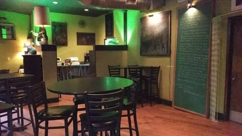 Hollywood Gardens Bar | restaurant | 169 Pinney St, Rochester, PA 15074, USA | 7247282227 OR +1 724-728-2227