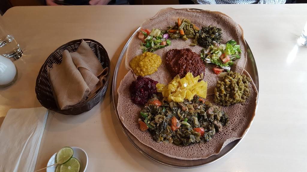 Family Ethiopian Restaurant and Bar | restaurant | 1414 9th St NW, Washington, DC 20001, USA | 2026292950 OR +1 202-629-2950