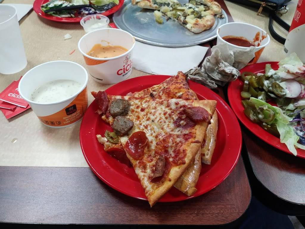 Cicis | restaurant | 655 W Illinois Ave Bldg 200, Ste 220, Dallas, TX 75224, USA | 2149437700 OR +1 214-943-7700