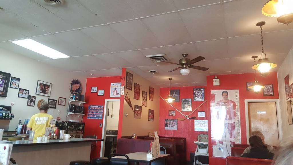 North Coney Island | restaurant | 2668 US-23, Alpena, MI 49707, USA | 9893542315 OR +1 989-354-2315