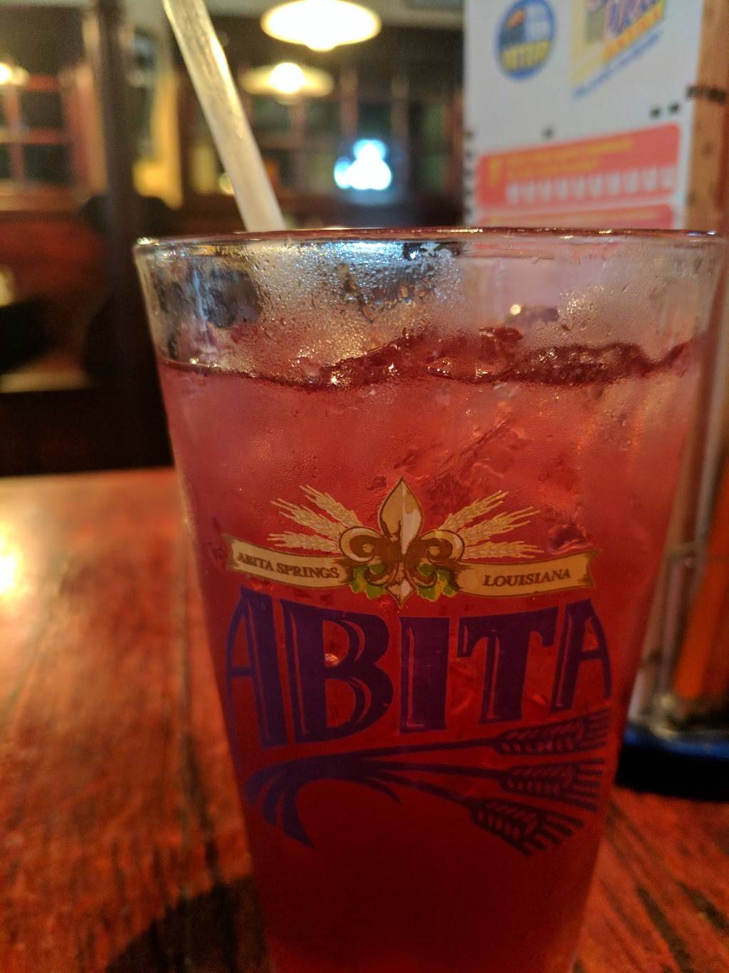 Murphys Bar & Grill | restaurant | 234 Old Country Rd, Mineola, NY 11501, USA | 5167411776 OR +1 516-741-1776