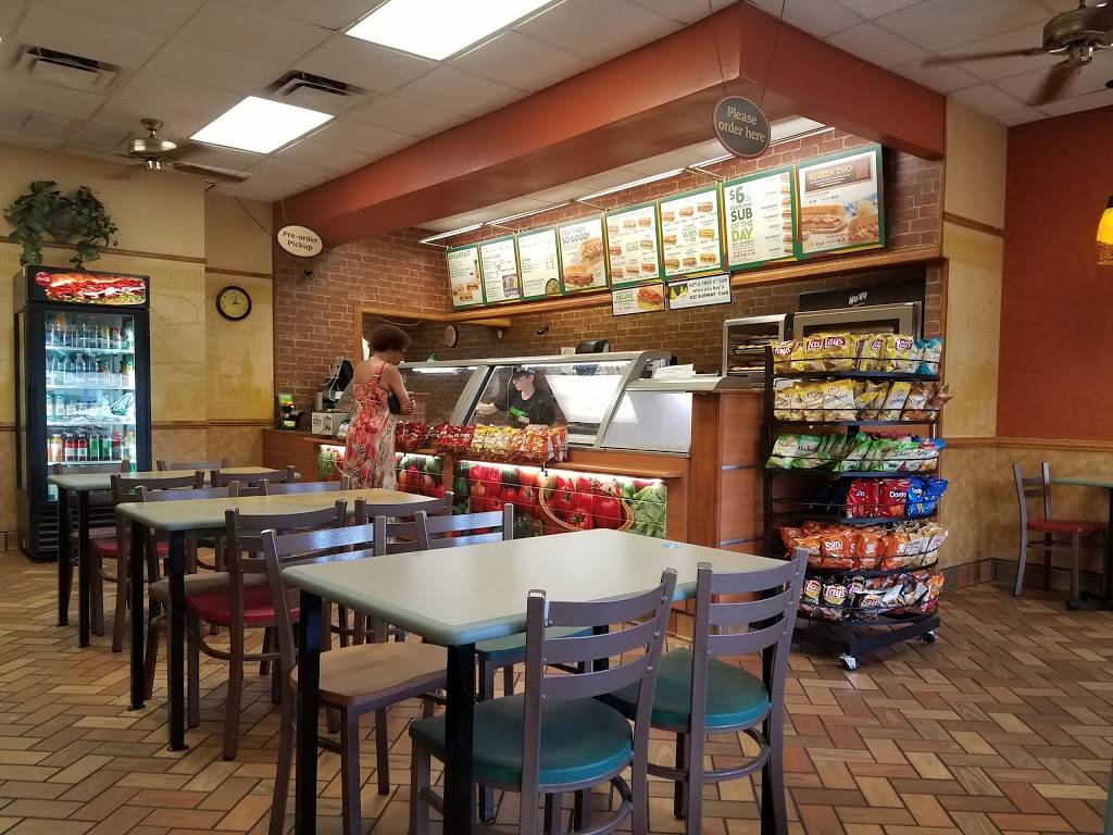 Subway | restaurant | 1504 Cheney Hwy, Titusville, FL 32780, USA | 3212674496 OR +1 321-267-4496