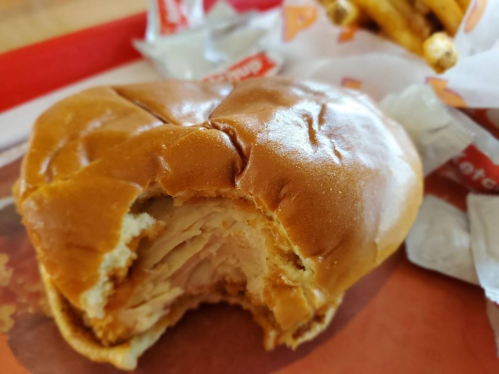 Popeyes Louisiana Kitchen | restaurant | 930 Betteravia Rd, Santa Maria, CA 93454, USA | 8058624401 OR +1 805-862-4401