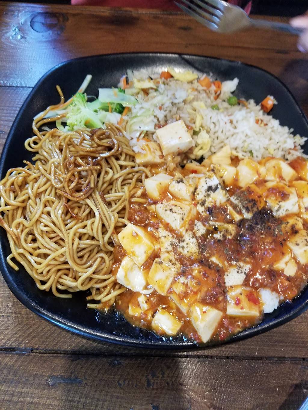 Jins Kitchen | restaurant | 31333 Temecula Pkwy #120, Temecula, CA 92592, USA | 9514043079 OR +1 951-404-3079