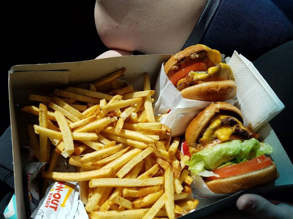 In-N-Out Burger | restaurant | 1275 Dana Dr, Redding, CA 96003, USA | 8007861000 OR +1 800-786-1000
