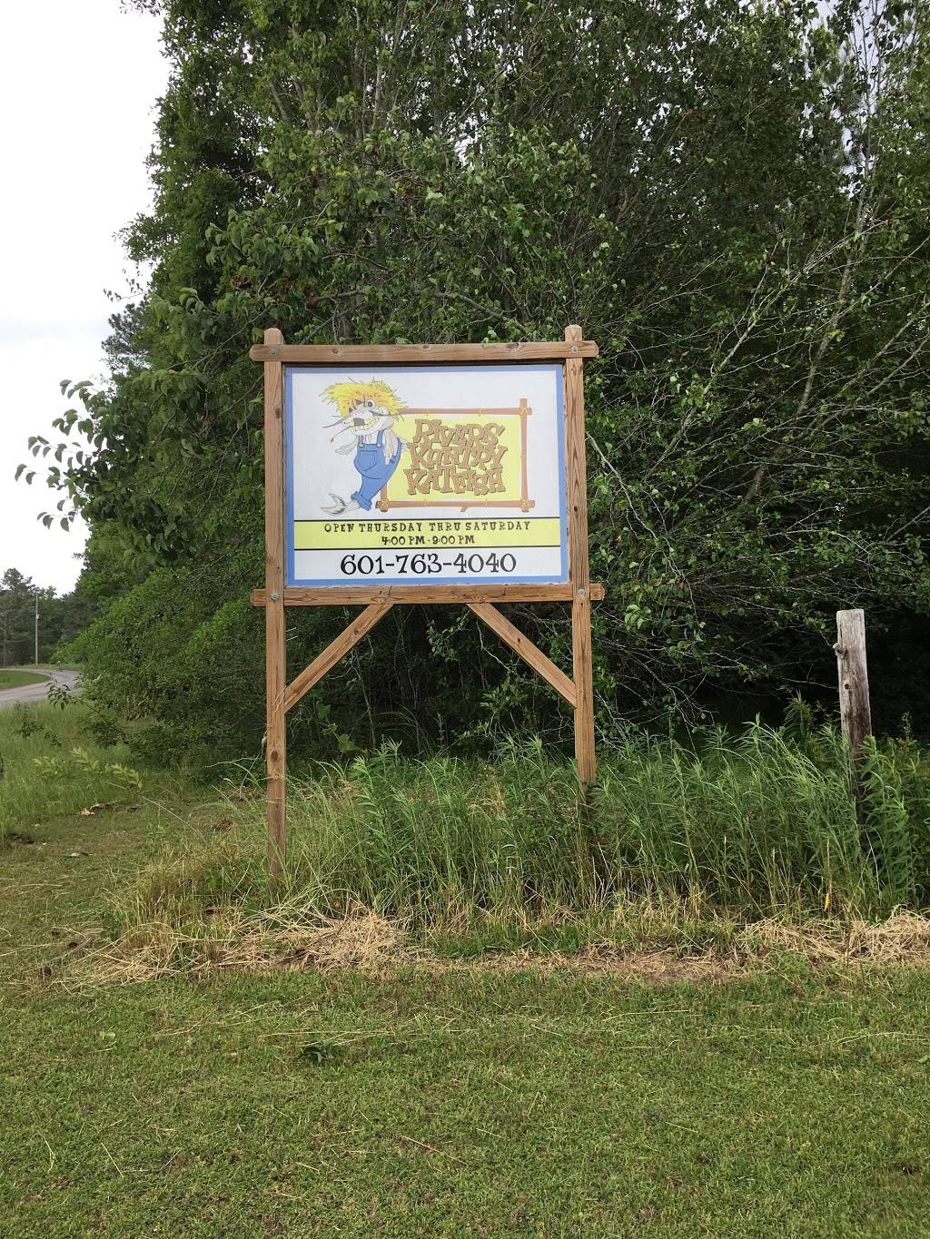 Rivers Kuntry Katfish | restaurant | 167 Oak Bowery Rd, Ellisville, MS 39437, USA | 6017634040 OR +1 601-763-4040