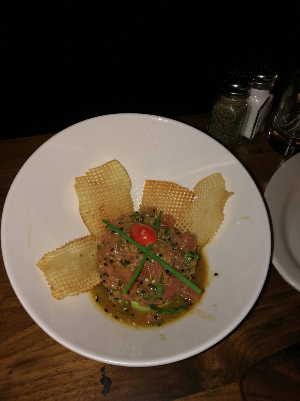 Lugano Salumeria & Wine Bar | restaurant | 1392 E Putnam Ave, Old Greenwich, CT 06870, USA | 2039900955 OR +1 203-990-0955