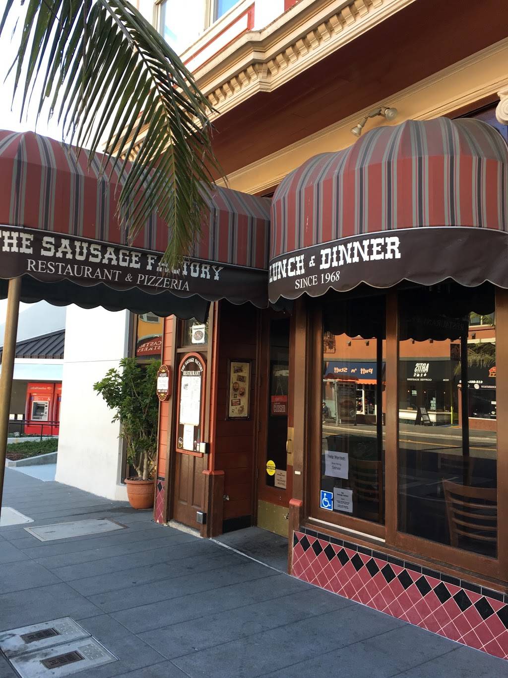 The Sausage Factory | restaurant | 517 Castro St, San Francisco, CA 94114, USA | 4156261250 OR +1 415-626-1250